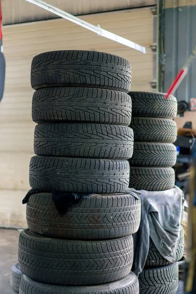 Car Tires Tire Shop Warehouse Tires Automotive Industry New Car — Stock Photo, Image