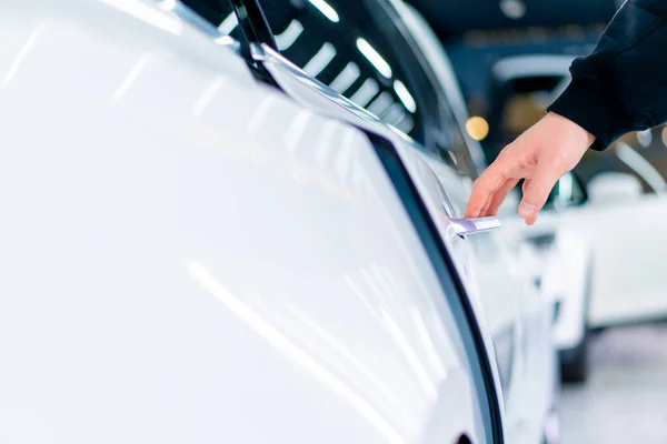 Man Opens Door His Luxury White Car Detailing Dry Cleaning — Stock Photo, Image