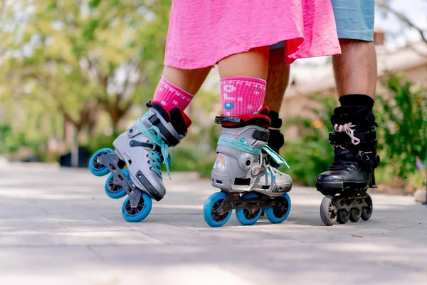 Close Legs Couple Man Woman Rollerblading Park While Date — Stock Photo, Image