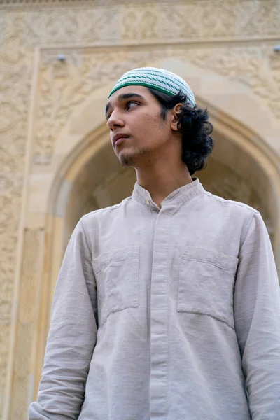 Portrait Young Man Muslim Appearance Leaving Mosque Prayer Terrace Islamic — Stock Photo, Image