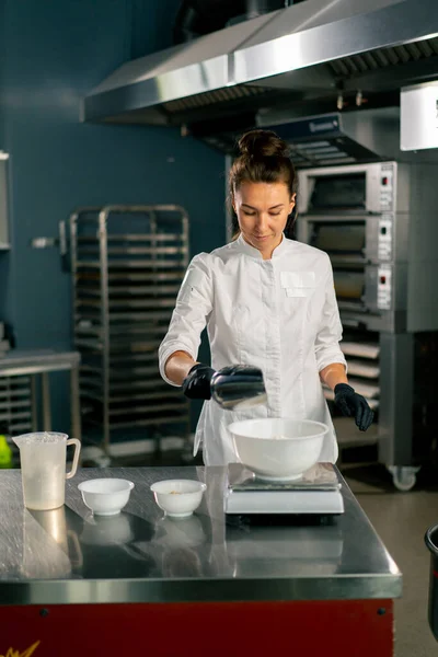 Female Baker White Chef Tunic Kneads Dough Prepare Bake Bread — Stock Photo, Image