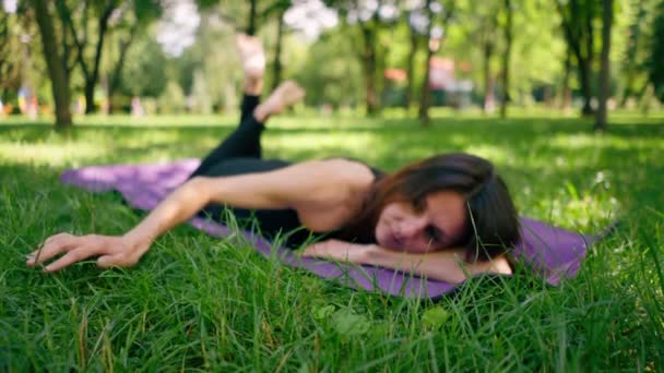 Close Active Beautiful Yogi Woman Resting City Park Training Lying — Stock Video