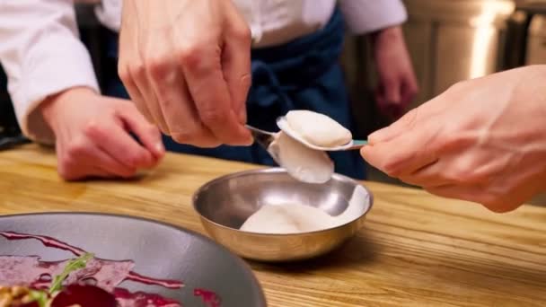 Close Bowl White Sauce Trying Form Two Teaspoons — Stock Video
