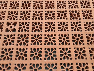 Hava dolaşımı için çizelge duvarları