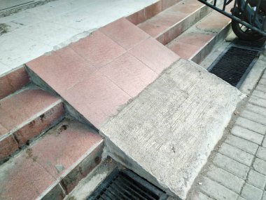 Eşya vagonları için özel şerit