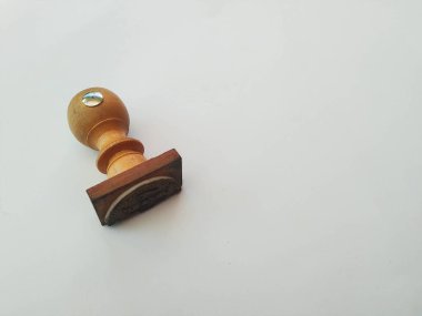 Beyaz arka planda tahta damga