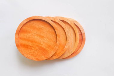 Dairesel şekilli ahşap bardak altlıkları