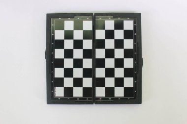 Parçaları kullanarak bir strateji oyunu