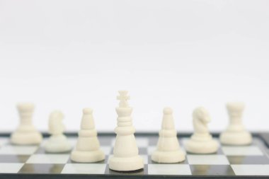 Parçaları kullanarak bir strateji oyunu