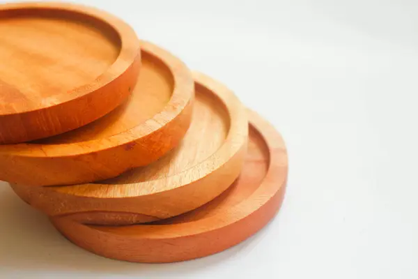 Dairesel şekilli ahşap bardak altlıkları