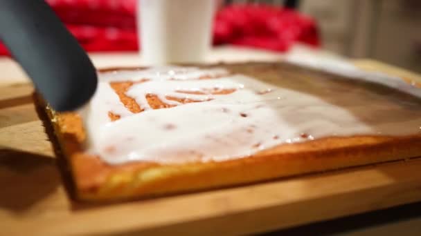 Slow Motion Spreading Icing Top Freshly Baked Christmas Lemon Cake — Stockvideo