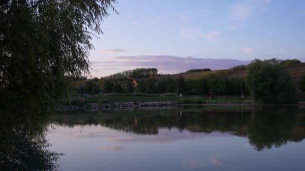 Overview Peaceful Calm Lake Sunset — Vídeo de Stock