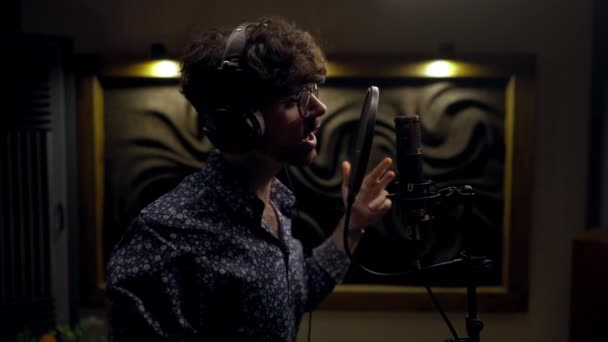 Talented Singer Guy Singing New Song Audio Record Studio Handsome — стоковое видео