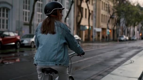 Back View Young Woman Protective Helmet Riding Bicycle Work City — Stock Video