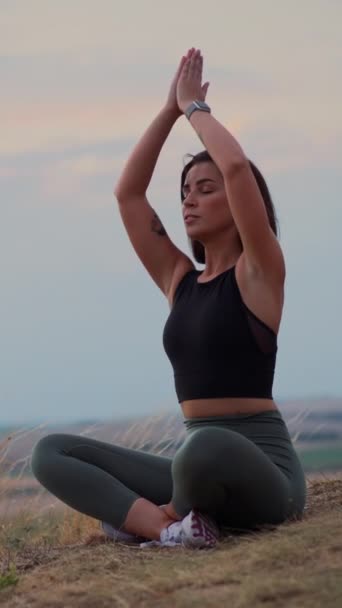 Full Length View Mindful Young Woman Making Mudra Gesture Sitting — Stockvideo