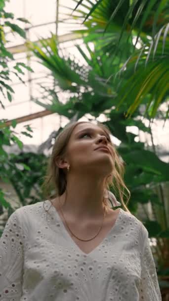 Portrait Pretty Young Woman Watching Big Leafs Plants Tropical Botanic — Stock Video