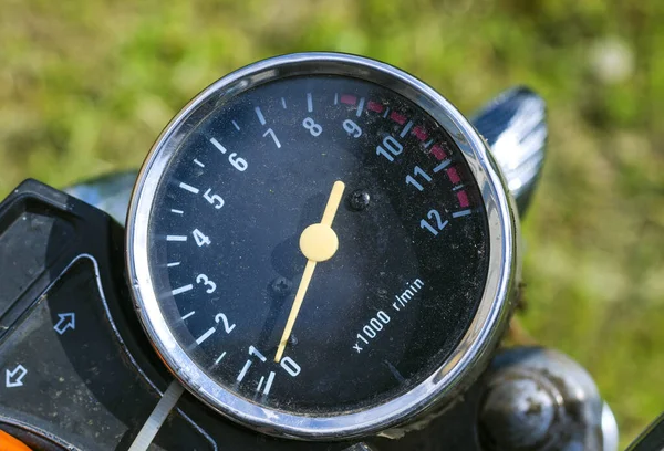 Motosiklet Göstergesi Hız Göstergesi Siyah Gösterge Motorun Hızını Gösteriyor — Stok fotoğraf