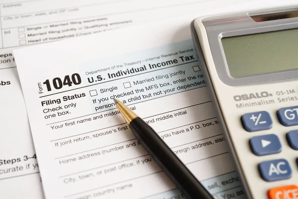 Belastingformulier 1040 Individuele Aangifte Inkomstenbelasting Bedrijfsfinancieringsconcept — Stockfoto