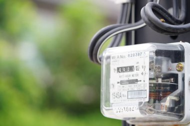 Ev ve ofisteki enerji maliyeti için elektrik ölçüm sayacı.