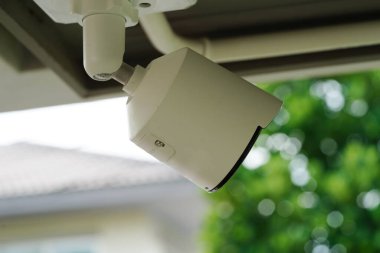 Kapalı devre televizyon sisteminde kapalı devre kamera sistemi özel bir evde ya da köyde..