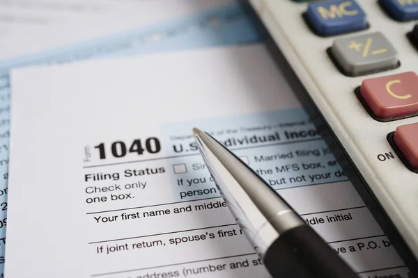 Belastingformulier 1040 Individuele Aangifte Inkomstenbelasting Bedrijfsfinancieringsconcept Rechtenvrije Stockafbeeldingen