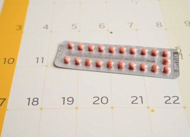 Yumurtlama günü, fetüs, hamilelik, doğum kontrol hapları, doğum kontrol hapları.