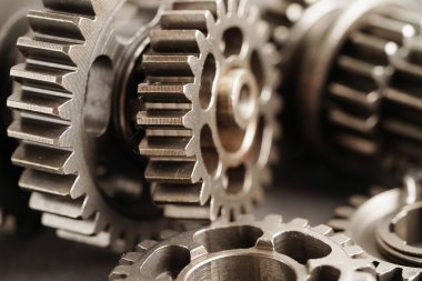 Metal dişli tekerlek motor araba ve bisiklet, mekanik endüstrisi konsepti.
