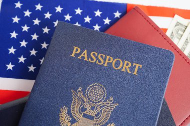 ABD pasaportu ve ABD doları, Amerika Birleşik Devletleri vatandaşı.. 