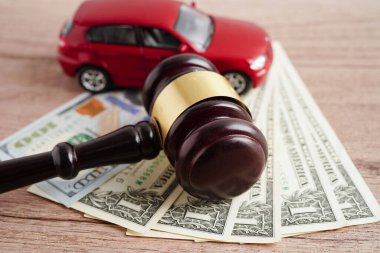 Bangkok, Tayland 15 Mart 2023 Araba kazası davası ve sigorta,.