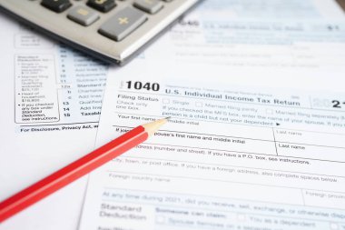 Vergi formu 1040 A.B.D. Bireysel Gelir Vergisi İadesi, iş finans kavramı.