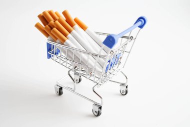 Sigara alışveriş arabasında, maliyet, ticaret, pazarlama ve üretim, sigara konsepti yok.
