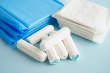 Kadın adet döngüsü koruması için hijyenik temizlik ayarlandı.