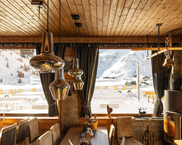 Mountain Restaurant Area Decorated National Austrian Style Panoramic Windows Mountains — Stockfoto