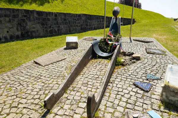 Αυστρια Μαυθαουσεν Mai 2023 Γλυπτό Μνημείο Για Παιδιά Που Πέθαναν — Φωτογραφία Αρχείου