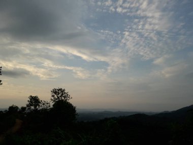 Dağlı güzel bir manzara.