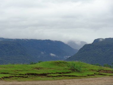 Dağların güzel manzarası