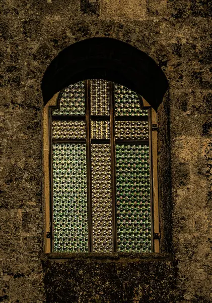 çalkantılı eski cam pencere