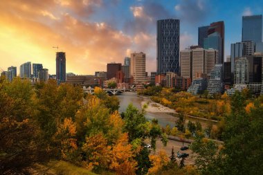 Calgary 'de Renkli Sonbahar Gündoğumu