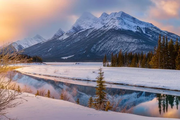 Sunrise Mountains Reflections Winter — Stock Photo, Image
