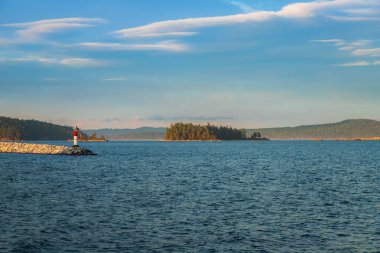 BC Okyanusu Üzerindeki Mavi Gökyüzü