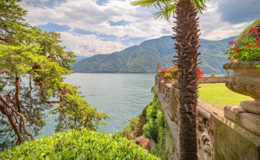 Como Gölü 'nün panoramik manzarası Villa Balbianello, İtalya