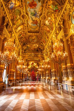 Palais Garnier veya Garnier Operası Paris 'te Noel boyunca