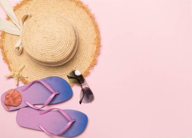 Plaj aksesuarları renk arkaplanı, düz yatış