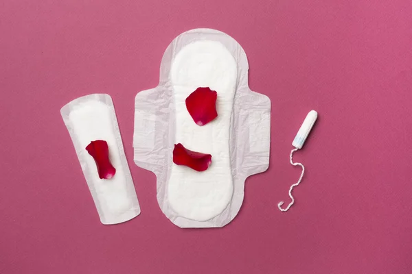 Menstruációs Higiéniai Termékek Színes Háttér Felső Nézet — Stock Fotó