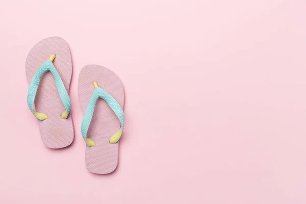Bright Flip Flops Color Background Top View — Stock Photo, Image