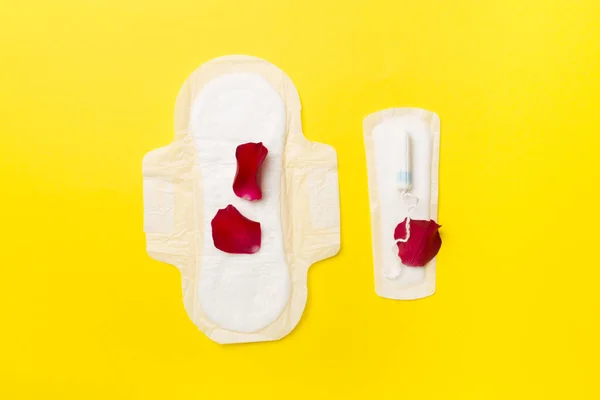 Productos Higiene Menstruación Sobre Fondo Color Vista Superior — Foto de Stock