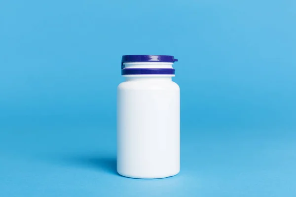 Bottiglia Plastica Vitamine Sfondo Colore — Foto Stock