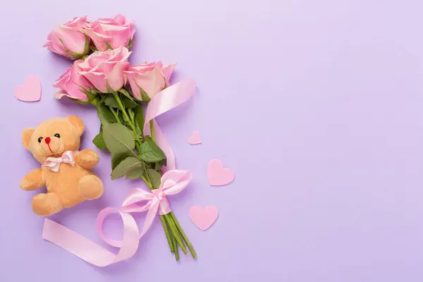 배경에 심장과 상자와 발렌타인 — 스톡 사진