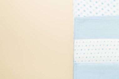 Renk arkaplan üzerinde pamuk kumaş, üst görünüm