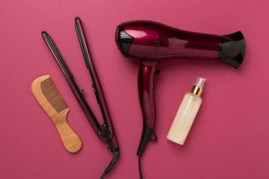 Renk arkaplanı, üst, görünüm üzerinde termo korumalı saç araçları